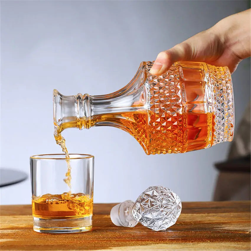 Luxury Crystal Whiskey Decanter Whiskey Bottle Vodka Wine Decanter Crystal Glass Wine Bottle Home Bar Wine Glass Decanter